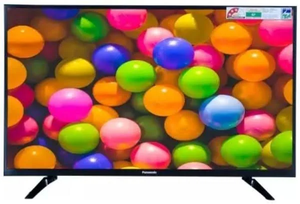 Certified technician providing Panasonic TV repair service